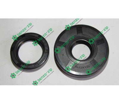 Сальники Урал комплект