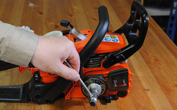 Як зняти зчеплення на бензопилі