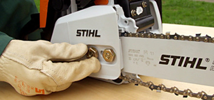 Як підтягнути ланцюг на бензопилі Stihl