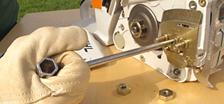 Як поставити шину на бензопилу